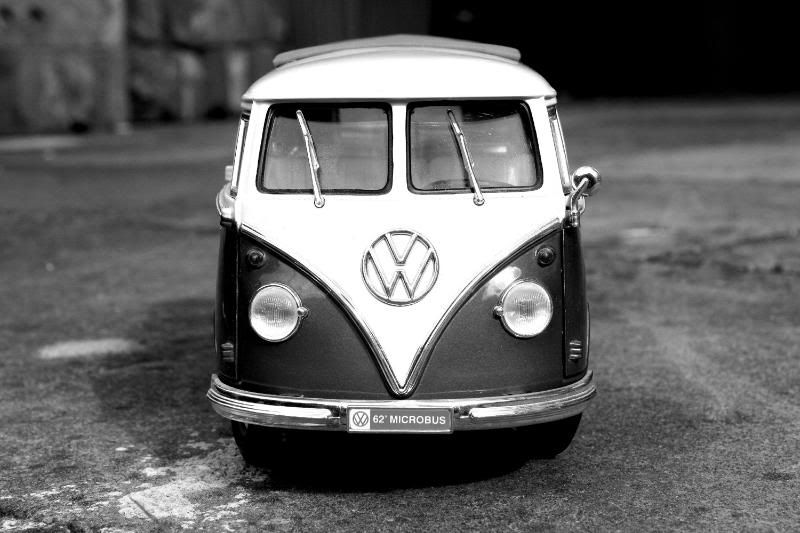 IMAGE: http://i123.photobucket.com/albums/o288/willyb_photo/037.jpg