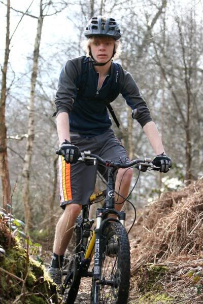 IMAGE: http://i123.photobucket.com/albums/o288/willyb_photo/059-7.jpg