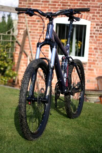 IMAGE: http://i123.photobucket.com/albums/o288/willyb_photo/085-4.jpg