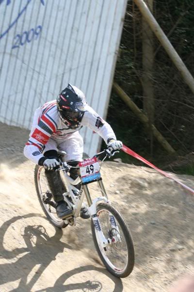 IMAGE: http://i123.photobucket.com/albums/o288/willyb_photo/254.jpg