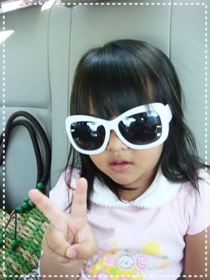 a4-1.jpg picture by jaruneei