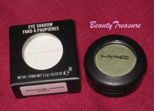 MAC-greeneyeshadow1.jpg