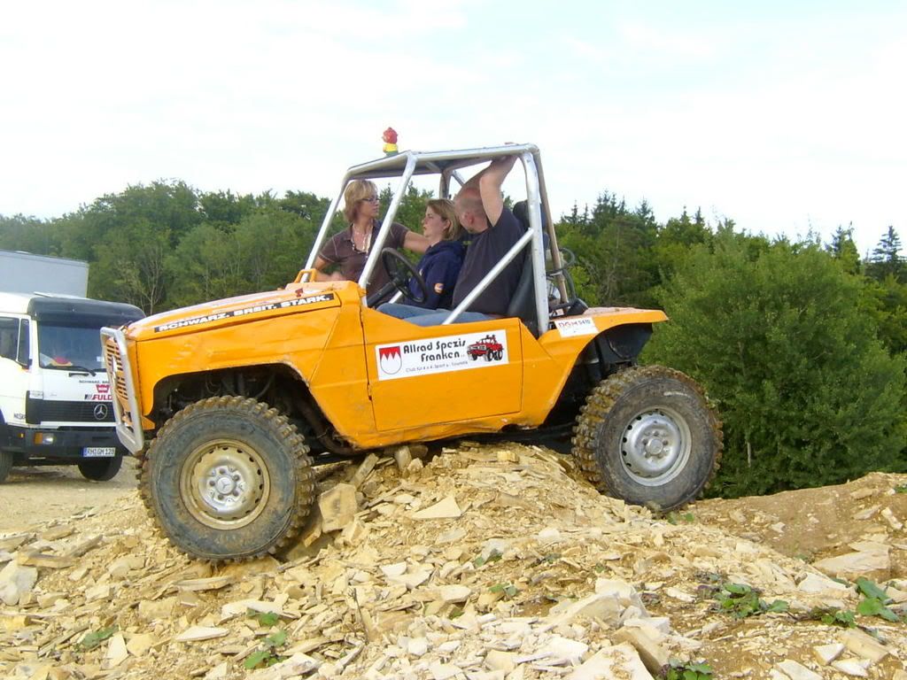 [Linked Image von i123.photobucket.com]