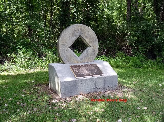 parkersburg monument