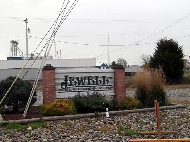 jsign photo jewell_zps8b6a1b77.jpg