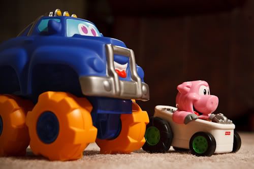 IMAGE: http://i123.photobucket.com/albums/o295/jjee4301/random/Toy_shot-2.jpg