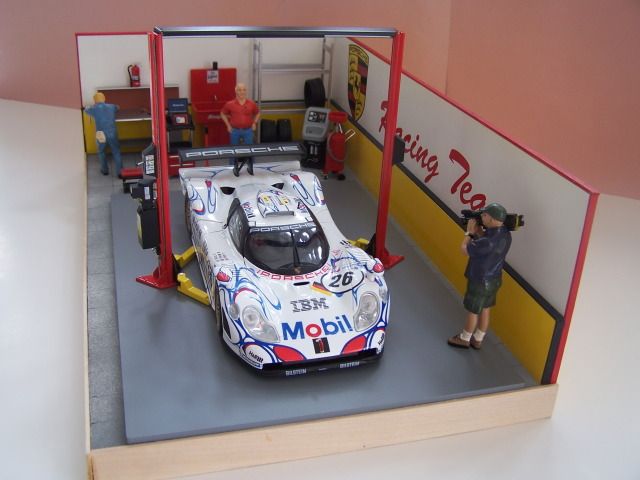 PorscheRacing2_zps68cc1e09.jpg