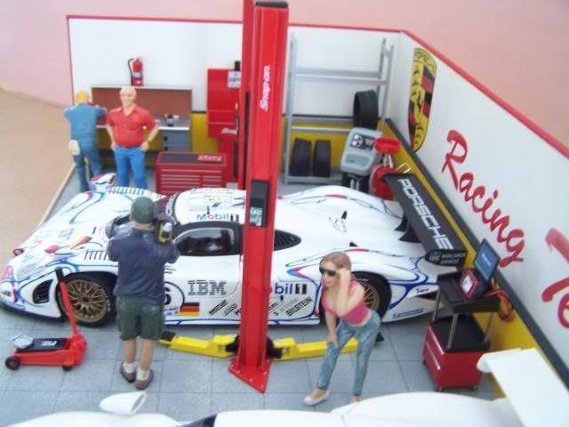 PorscheRacing5_zps36852237.jpg