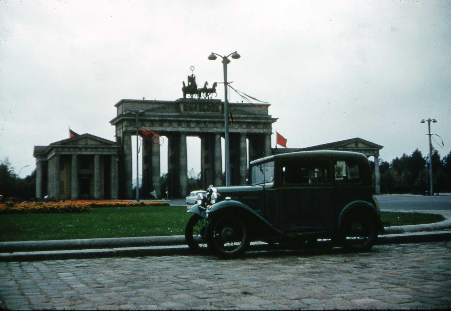  photo F190 1340dpi T The Vicar at Brandenburg Gate 1960-2_zpsamfun72e.jpg