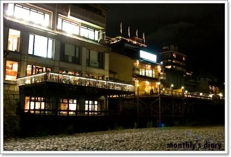 Chill out at Kamogawa Noryoyuka
