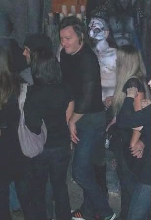 http://i123.photobucket.com/albums/o302/passionpartiesbytess/NIN09-2.jpg