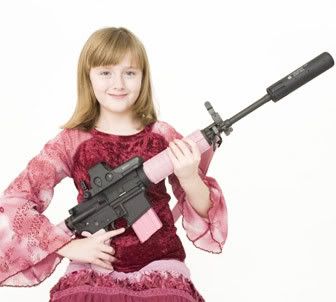 guns_girl.jpg