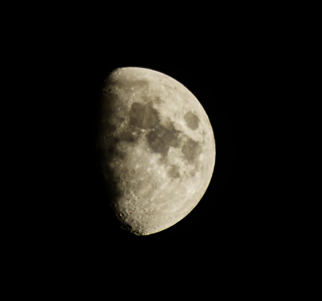 moon30_zps7efcb60c.jpg